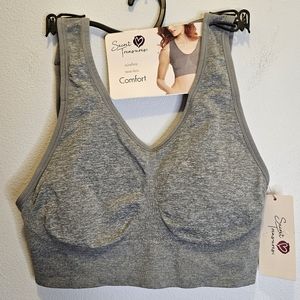 NWT Secret Treasures gray sports bra Size L